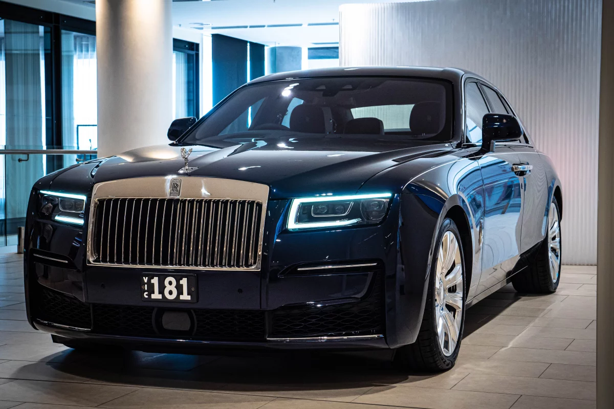The third-generation Rolls-Royce Ghost aims to chill things out a tad on the ostentation front