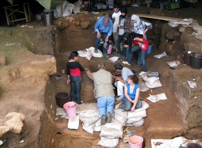Excavation at Contrebandiers Cave, Morocco