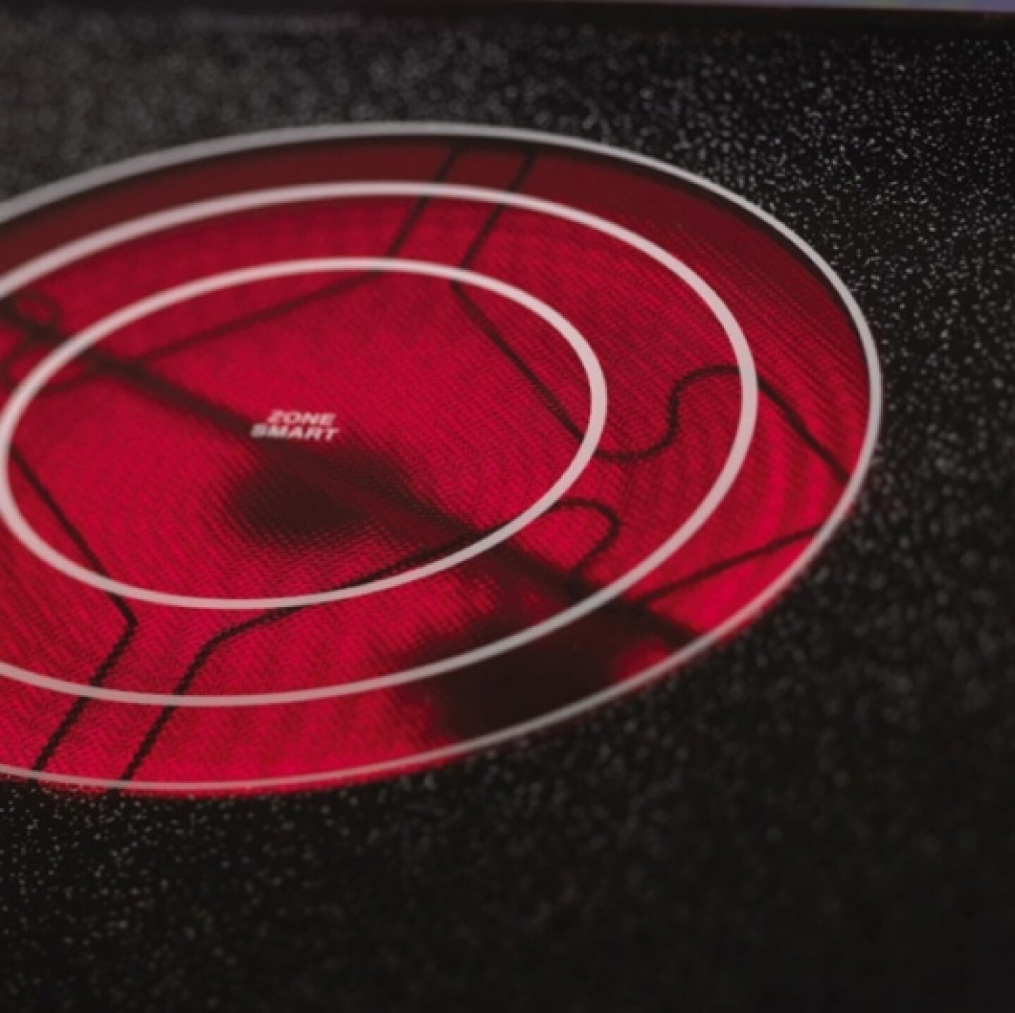 Thermador electric cooktops with infrared sensor technology