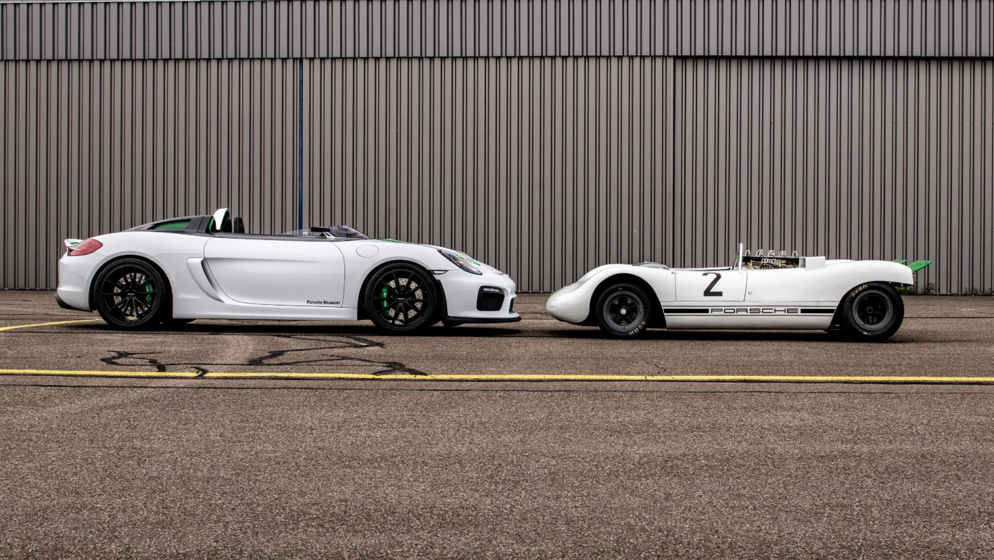 The new car certainly isn't any contest for the old 909 on the scales
