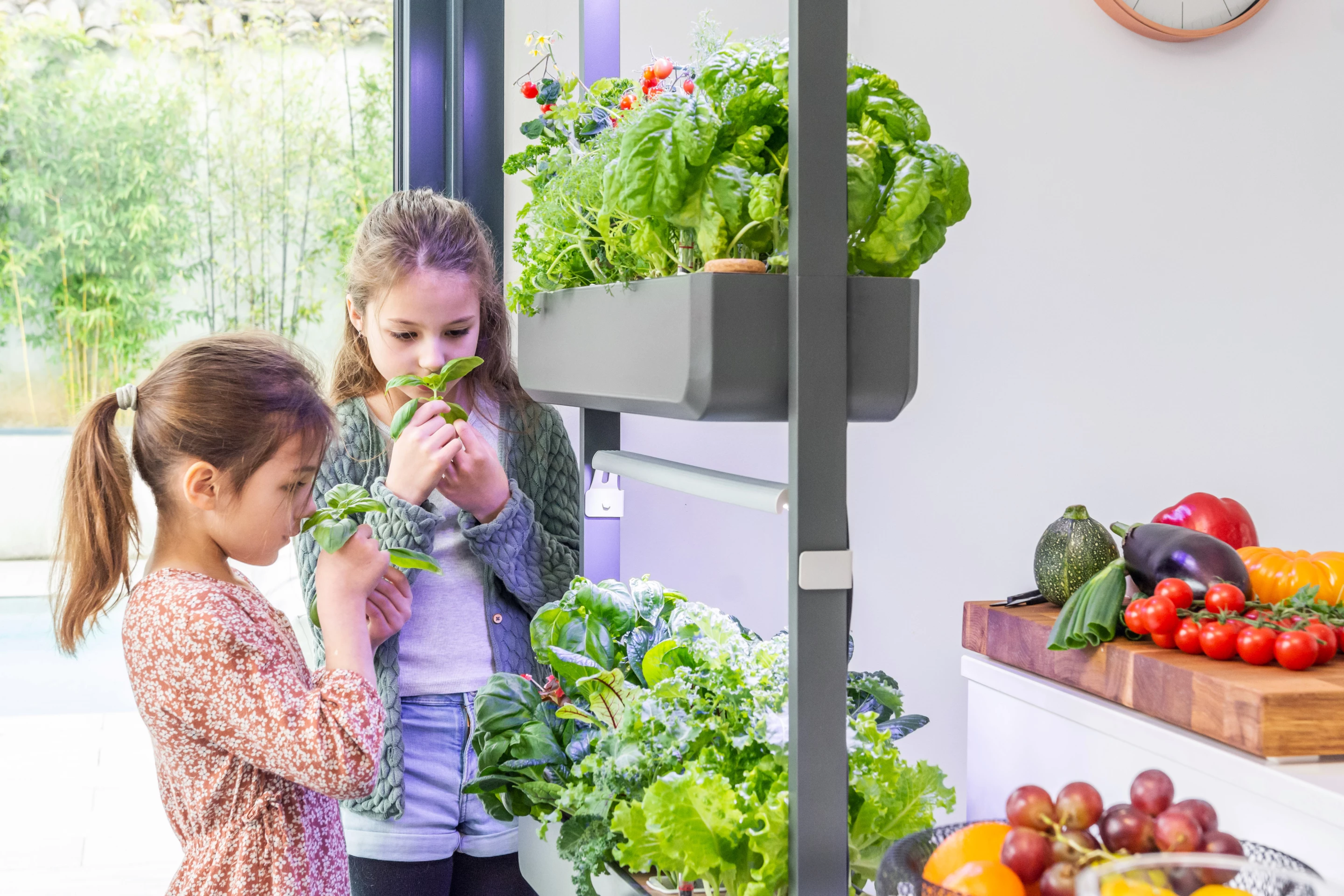 The 25-W LED light bar is height adjustable, and auto adjusts intensity depending on ambient lighting