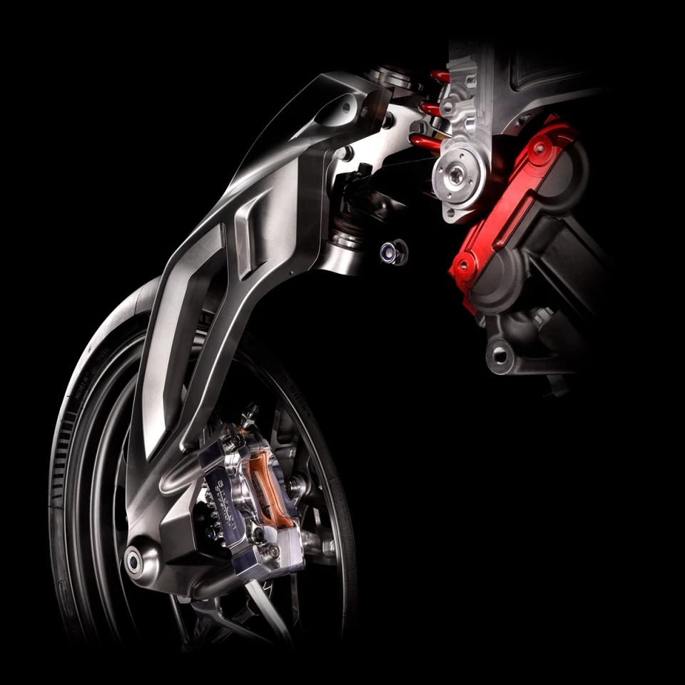 These double wishbone forks are designed for enhanced handling in corners and to support braking