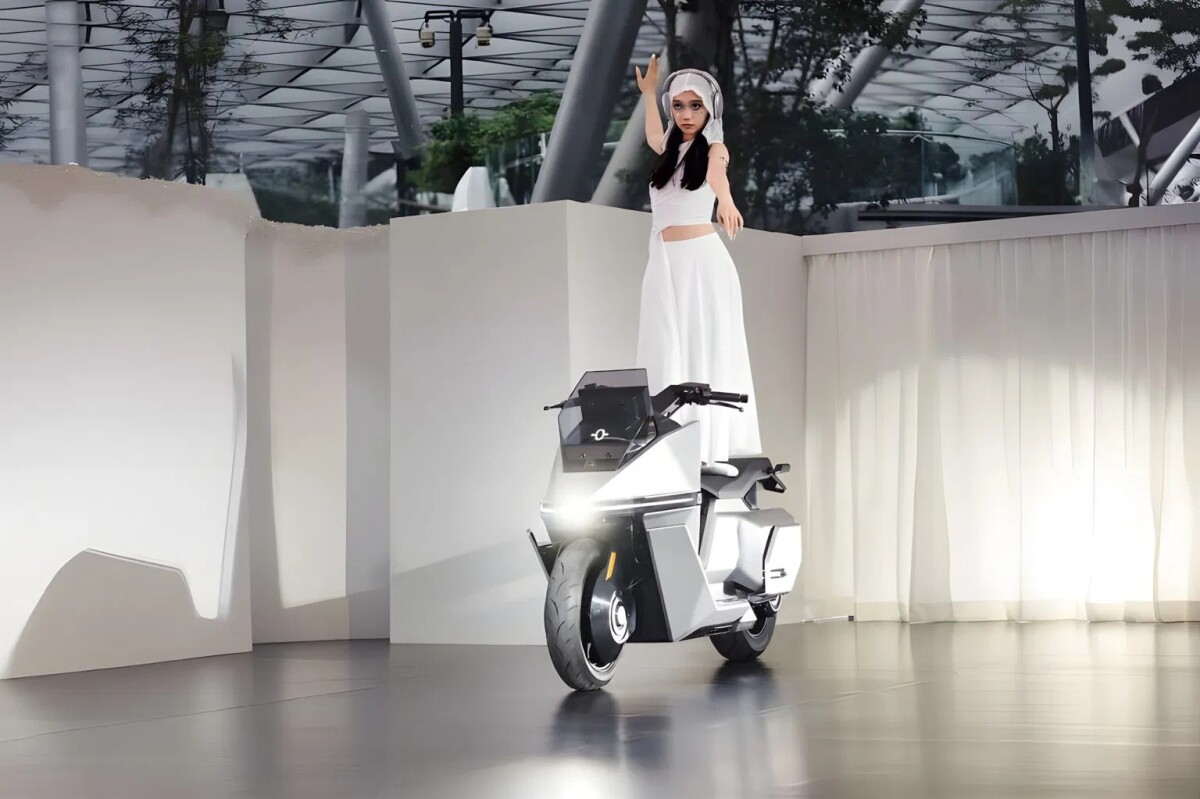 World’s first self-balancing electric motorcycle rolls into production