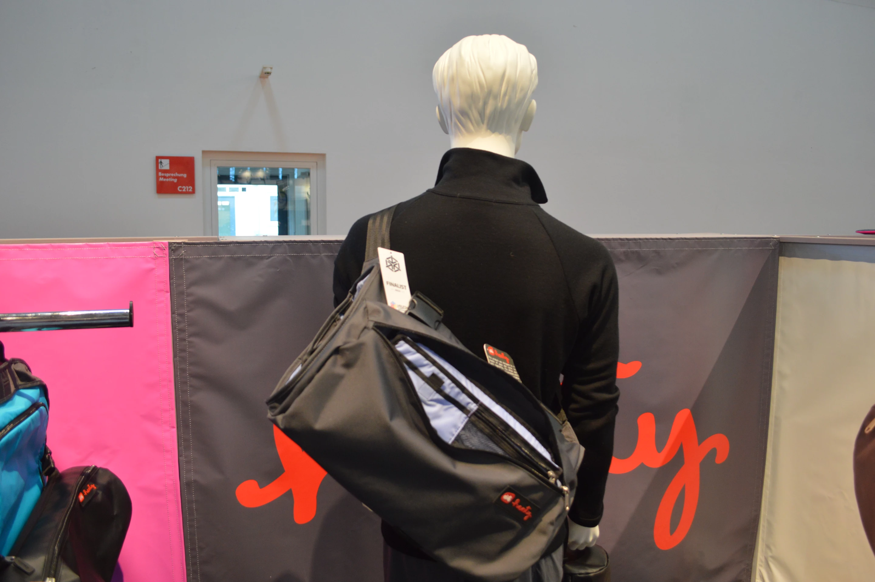 Henty's Wingman bag keeps your suit neat even on the toughest bicycle commutes
