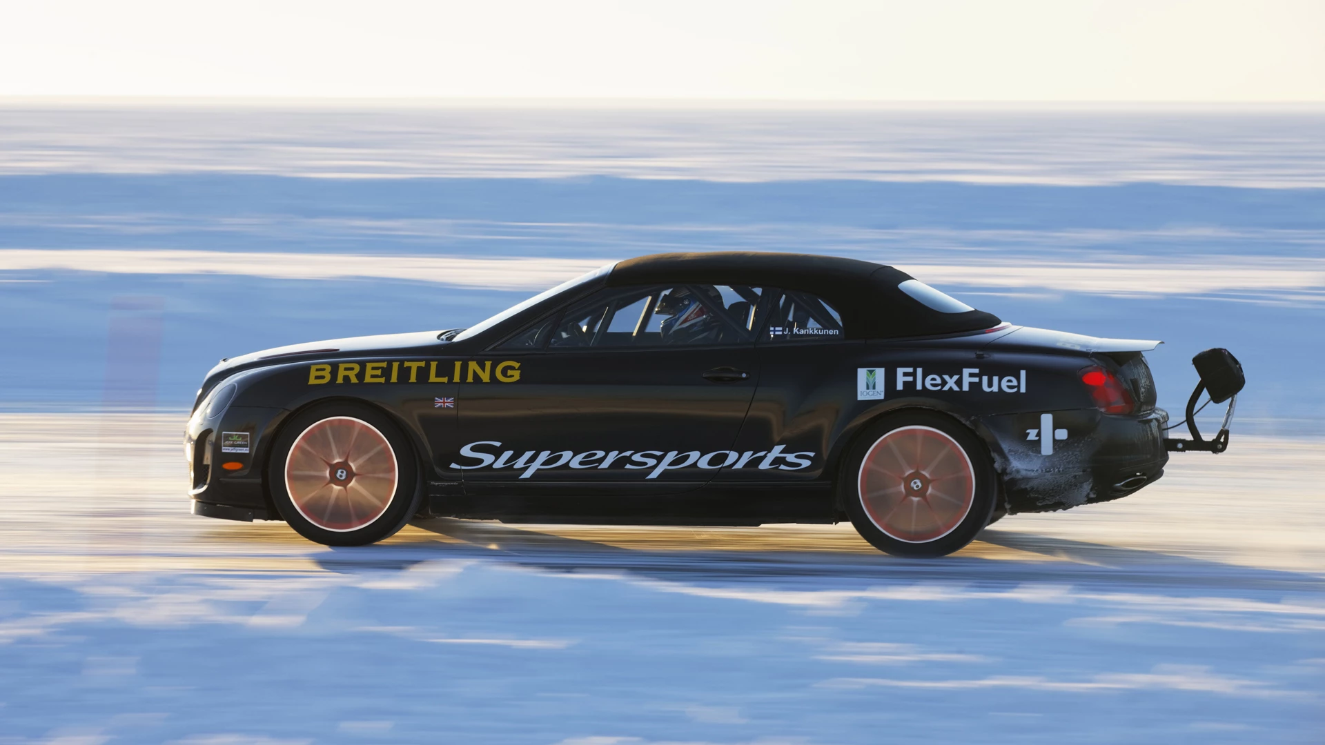 The world's fastest soft-top - the extreme Bentley Continental Supersports Convertible