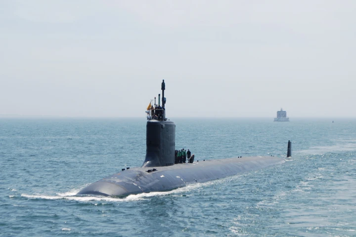 A new system based on old technology may allow for chemical-free CO2-scrubbing onboard submarines