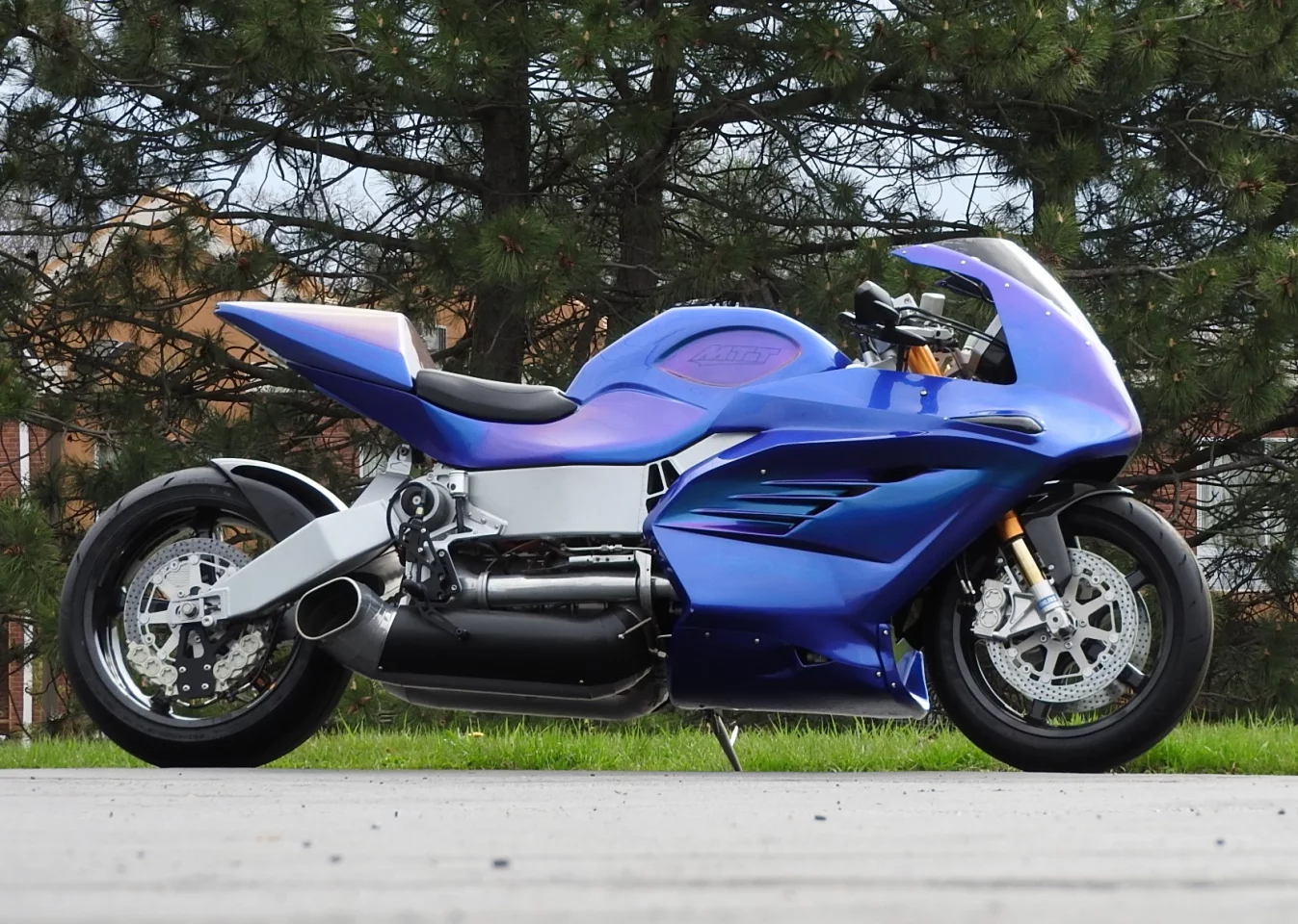 The MTT 420 RR turbine superbike