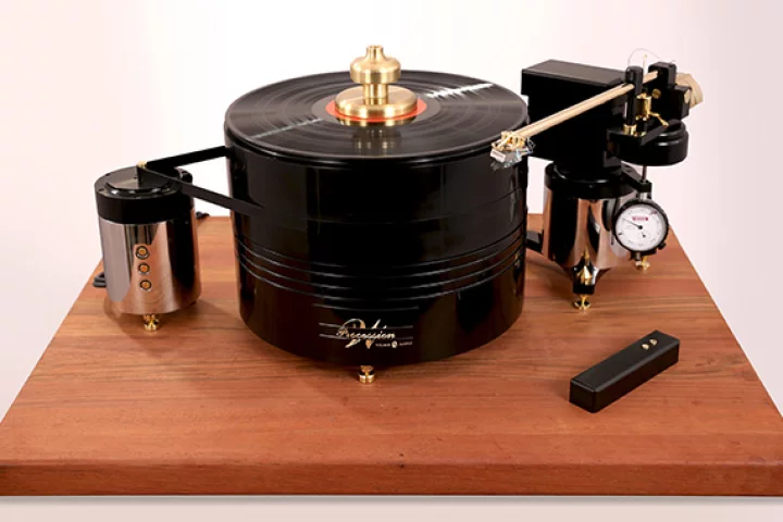 VTA/SRA adjustment allows Procession users to remotely bring the edges of a stylus in precise alignment with the walls of the grooves of a record