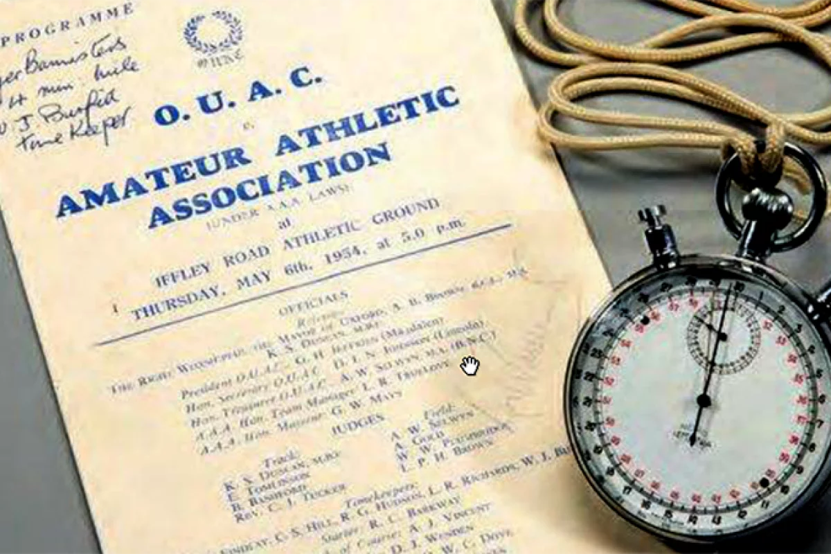 One of five stopwatches which recorded the first four minute mile is going to auction on May 18, 2015 atGraham Budd Auctions in London