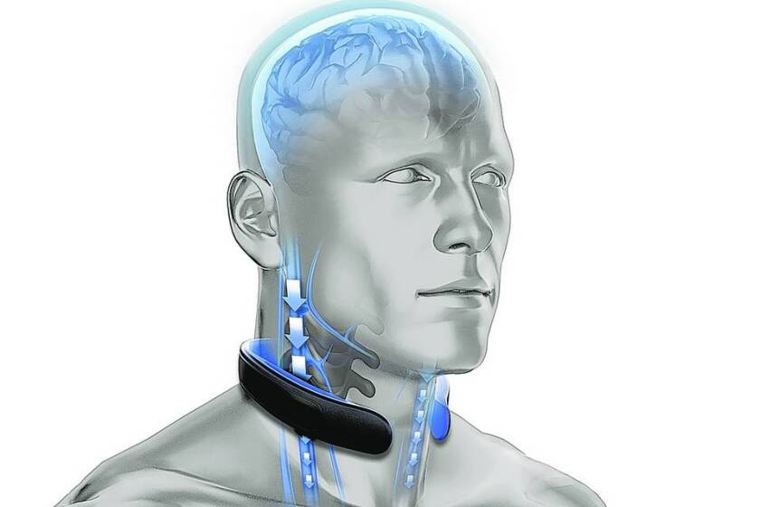 The band constantly applies slight pressure to the neck, mildly increasing blood volume in the vein structure of the brain