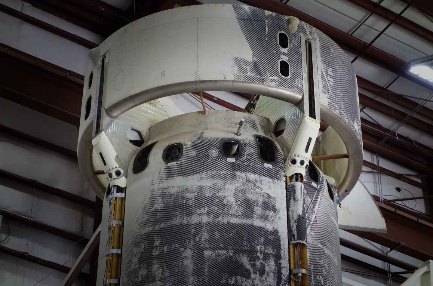 Lunar landing sensors were installed on the upper section of the New Shepard rocket leading up to launch