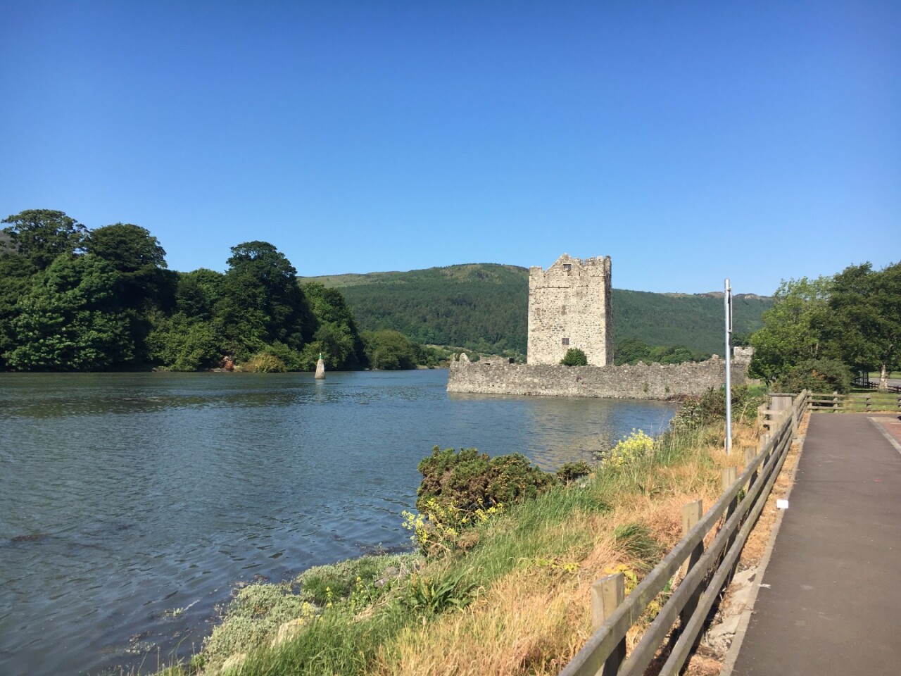 The drone will begin its flight at Cornamucklagh House at the R173 road in Ireland and will touch down near Narrow Water Castle in Northern Island