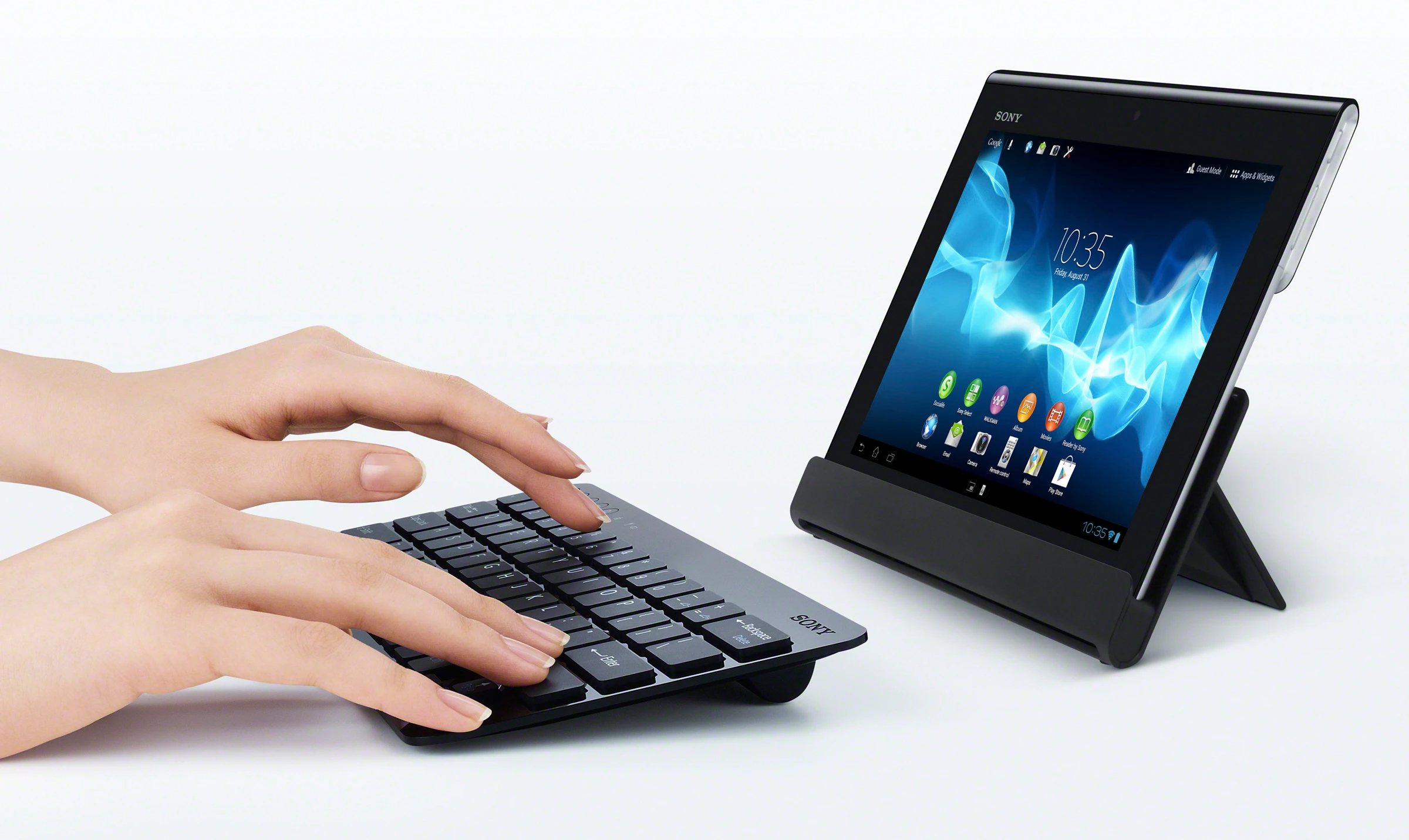 Sony's Xperia Tablet S ca connect to a wireless keyboard via Bluetooth