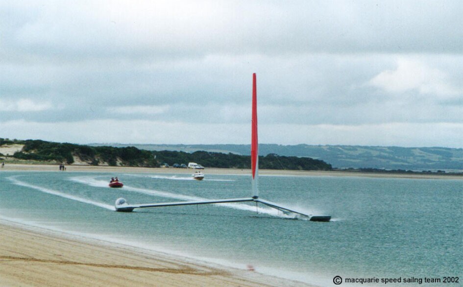 The Yellow Pages Endeavour morphed into a subsequent world record attempt in 2009 with a similar Lindsay Cunningham design dubbed the Macquarie Innovation. The boat ran 50.43 knots in March 2009.