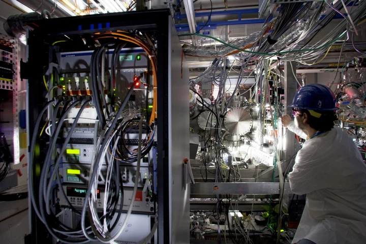 The LCLS Atomic, Molecular and Optical instrument hutch where the experiments were performed, with the CAMP chamber at center-right (Photo by Brad Plummer.)