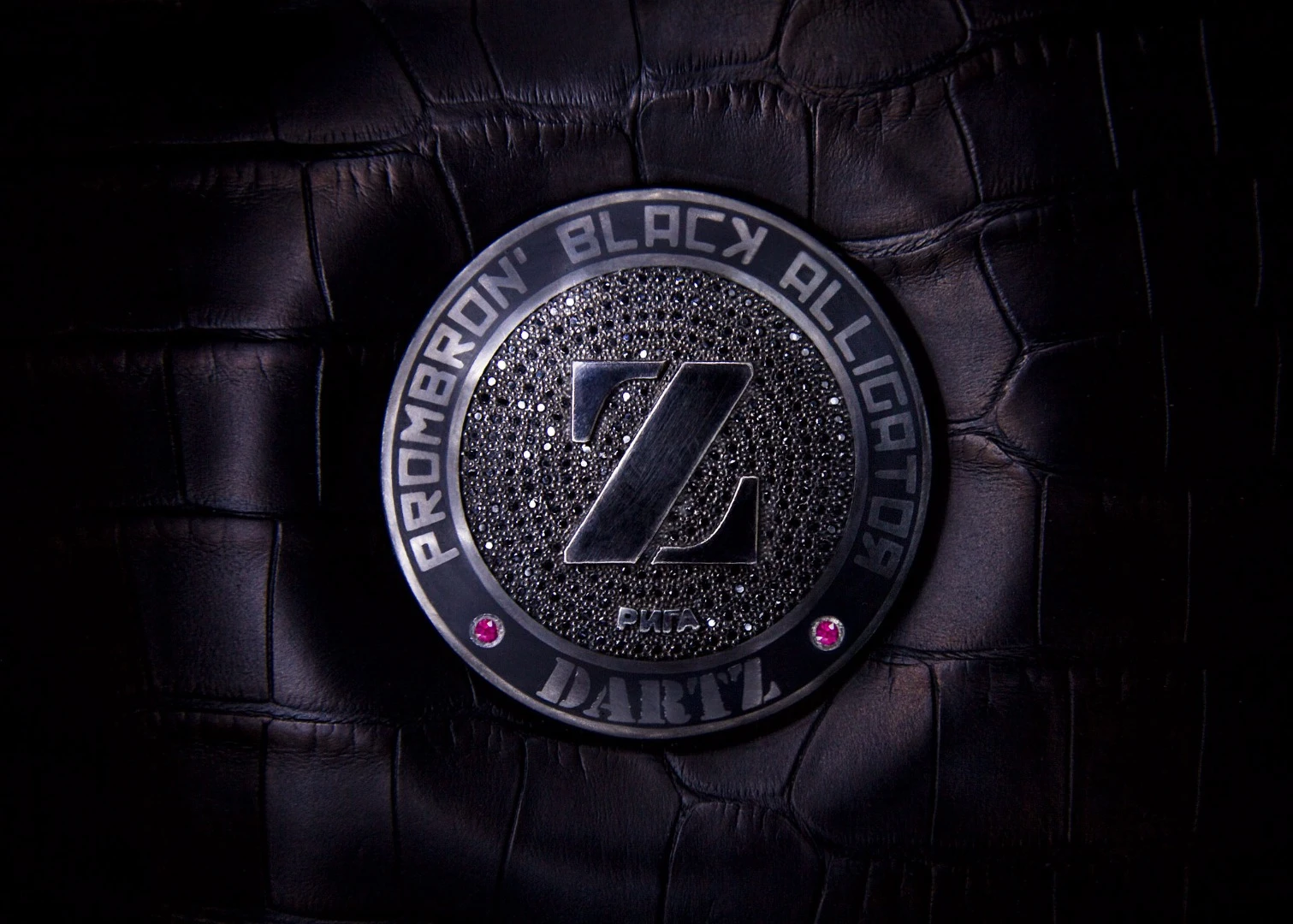 Black Alligator steering wheel badge