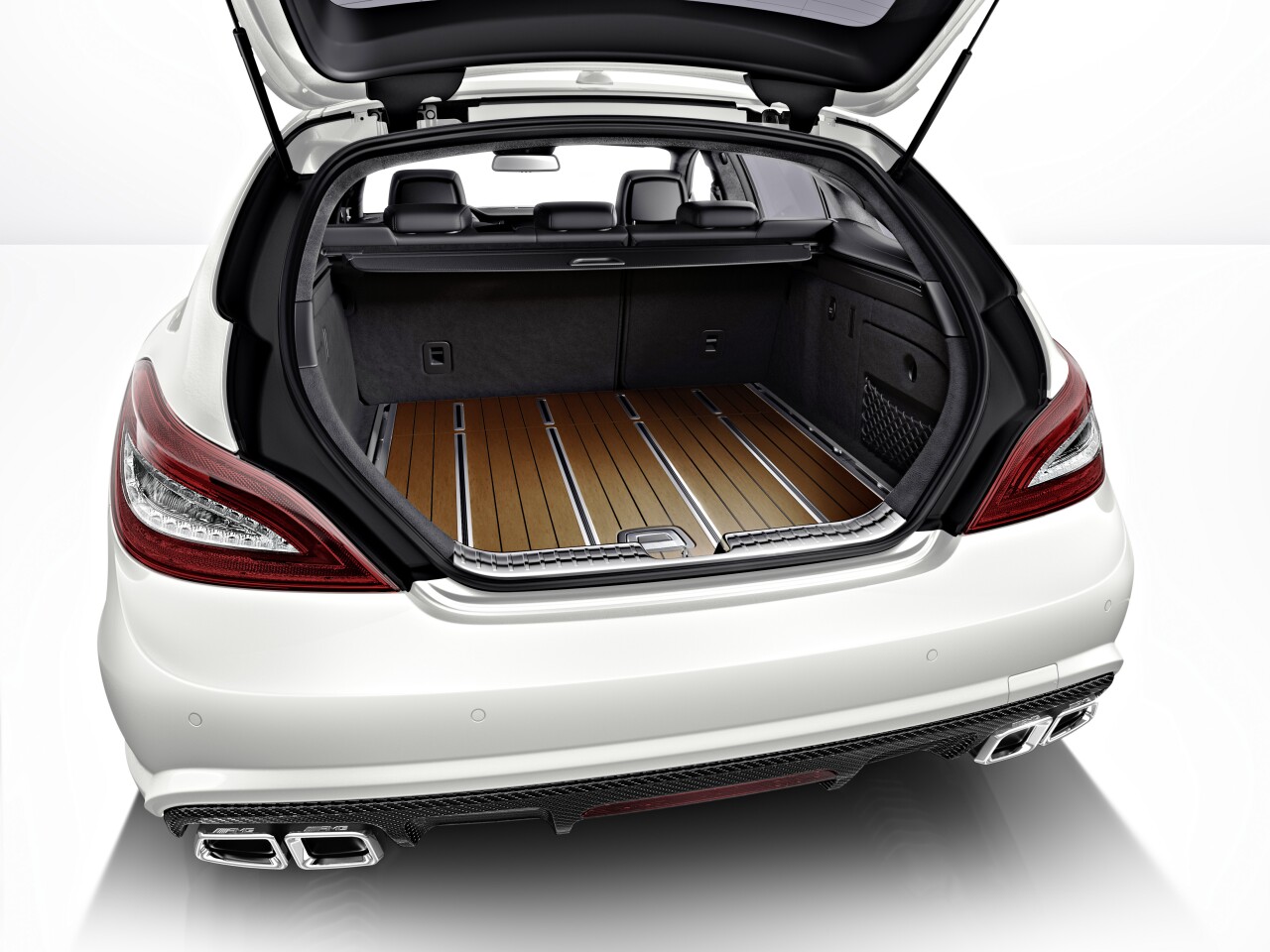 The Mercedes-Benz CLS 63 AMG Shooting Brake luggage compartment