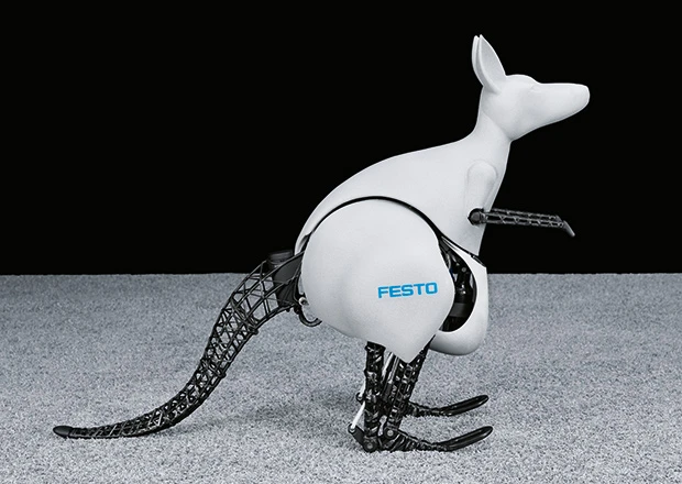 BionicKangaroo in an upright position (Image: Festo)