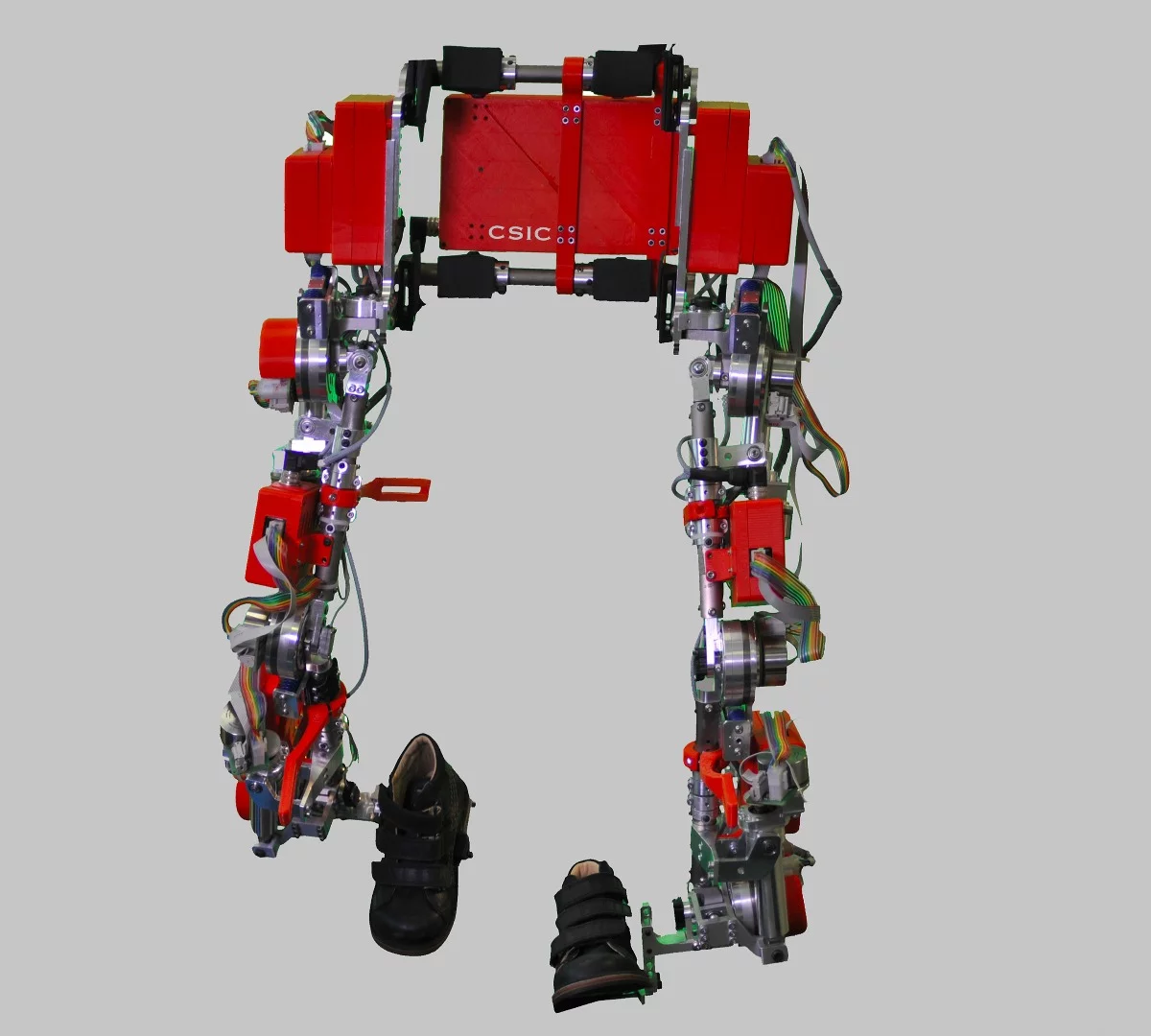 The exoskeleton is designed to help the child move through a regular upright walking motion, which keeps their muscles trained and active, thus preventing the onset of conditions such as osteoporosis