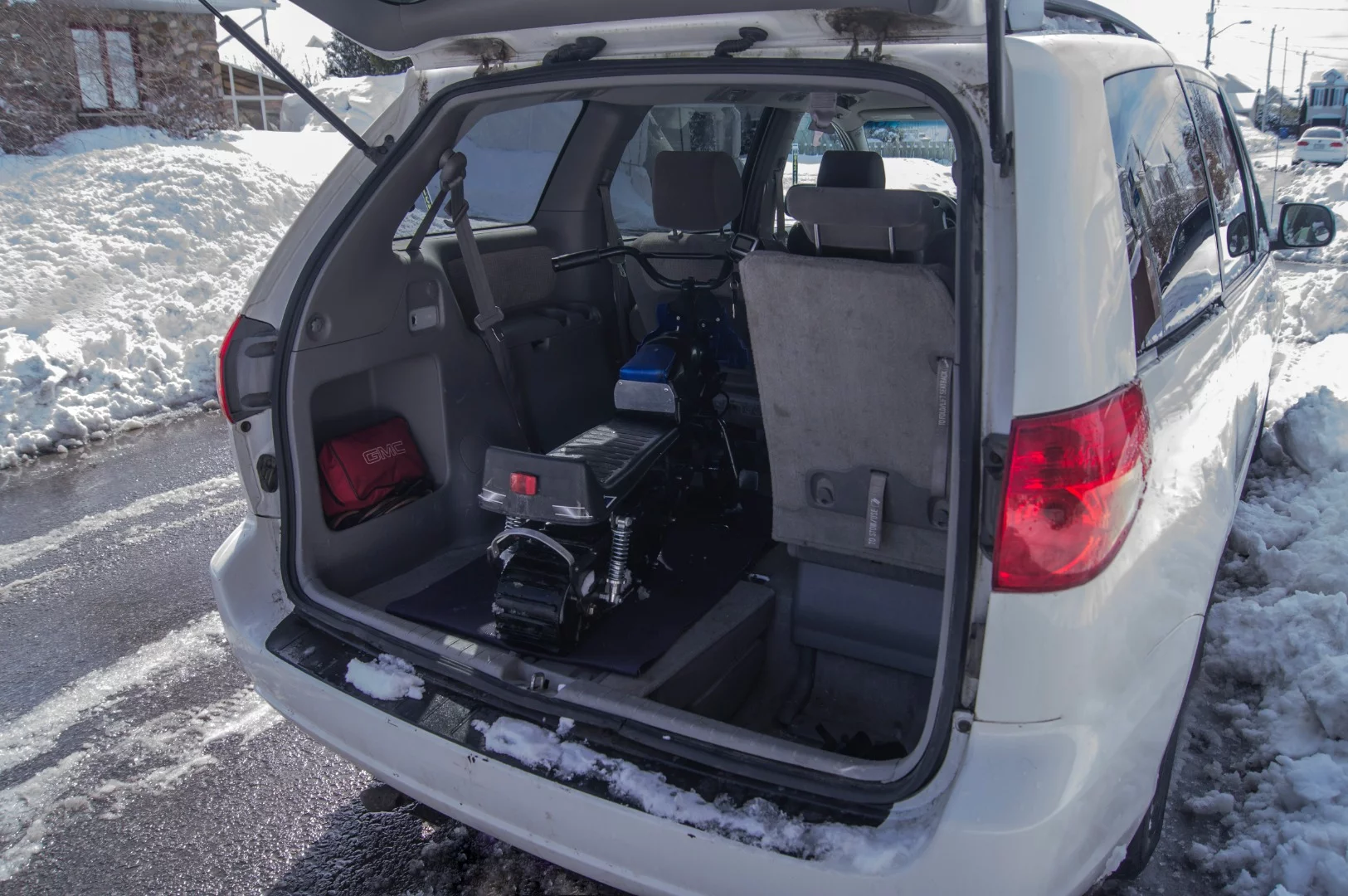 The Naseka can be transported in the back of a minivan or SUV