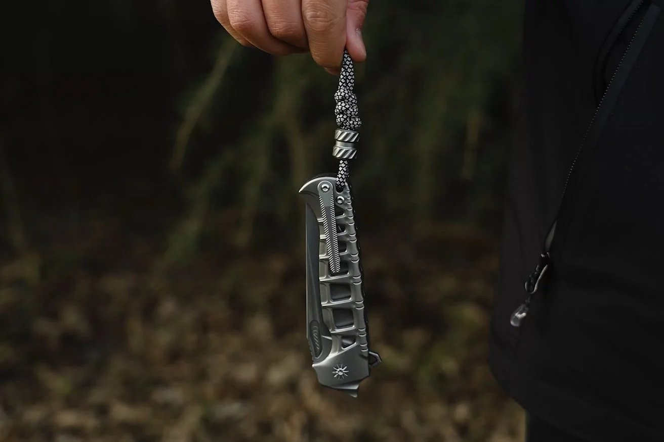 The Dragon Ridge knife, folded down and hanging from a