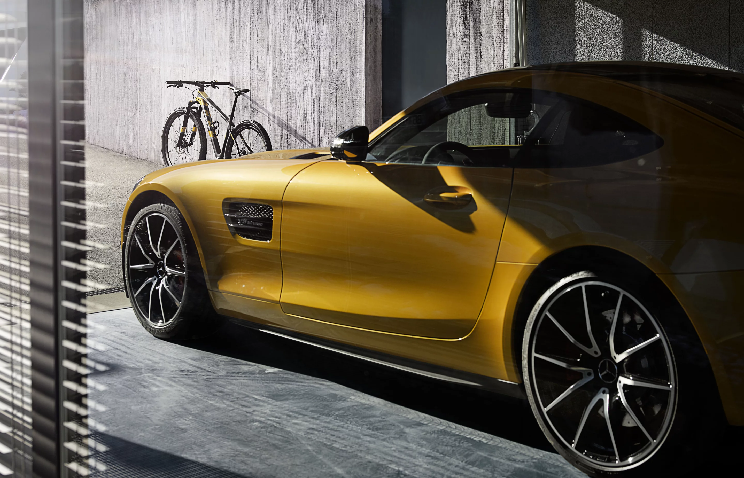 The Mercedes-AMG GT and the Rotwild GT S share the same color scheme