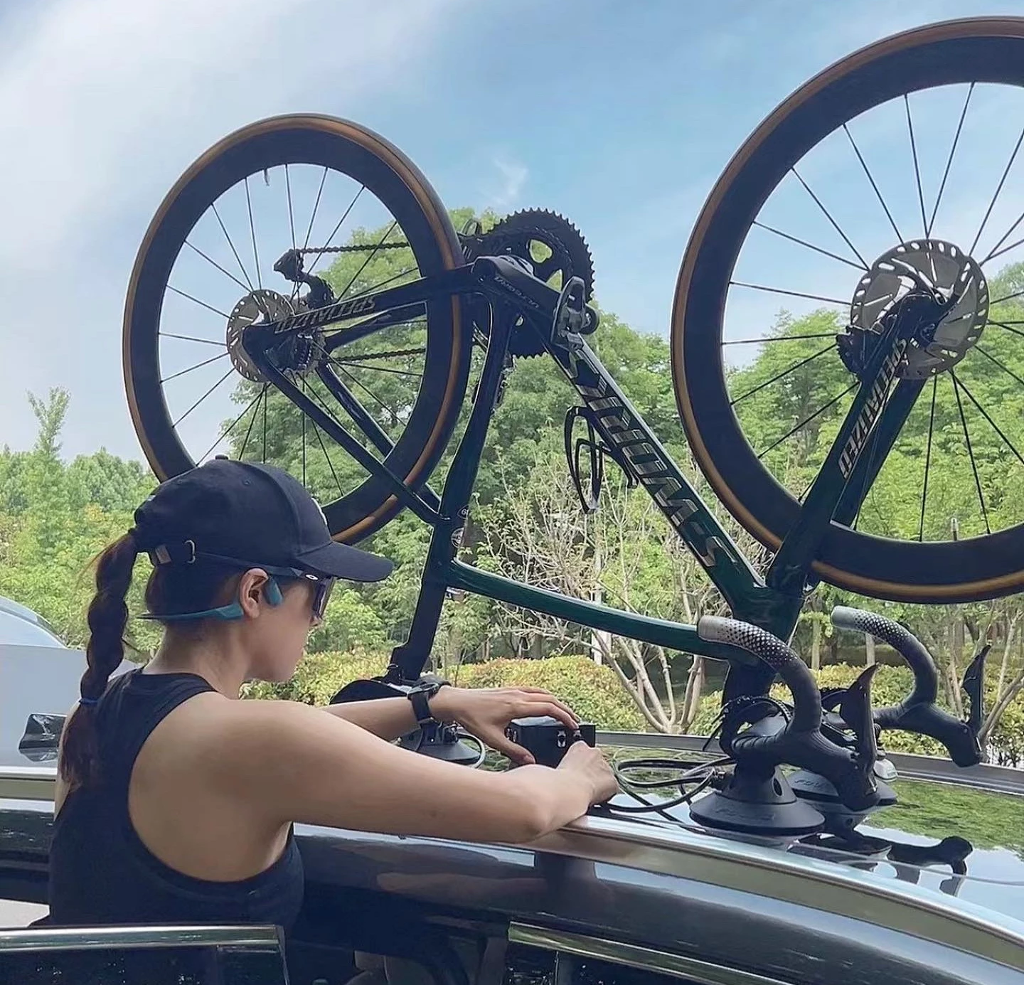 Total weight for the whole Fovno system is a claimed 3.3 kg (7.3 lb)