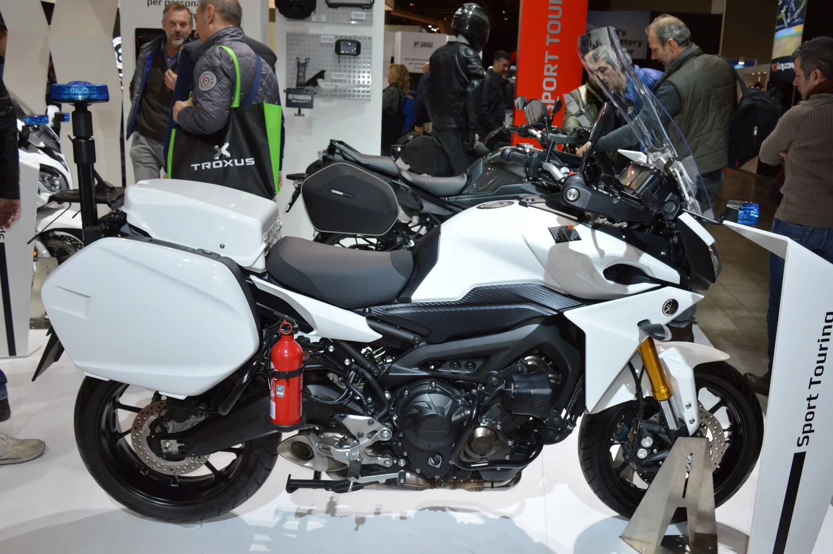 A Yamaha MT-09 (a.k.a. FZ-09) in police trim