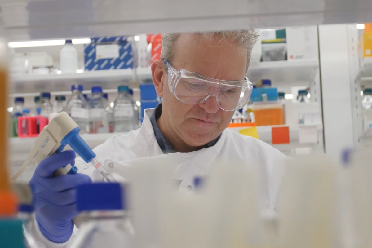The team hopes to develop a single, injected, gene therapy treatment that could eliminate many severe allergic responses