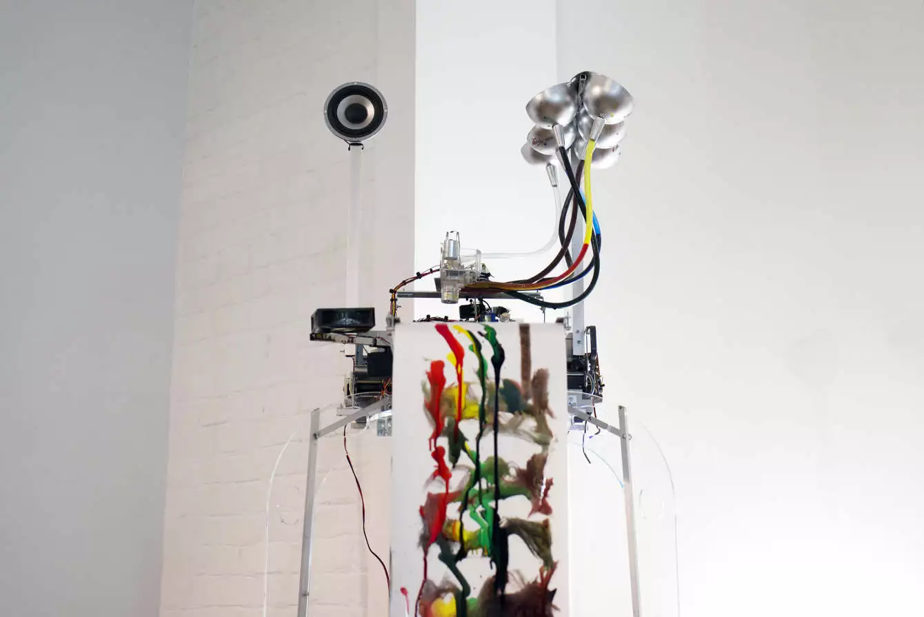 An algorithm registers peaks in sound frequency and amplitude and then translates it into brush stroke activity