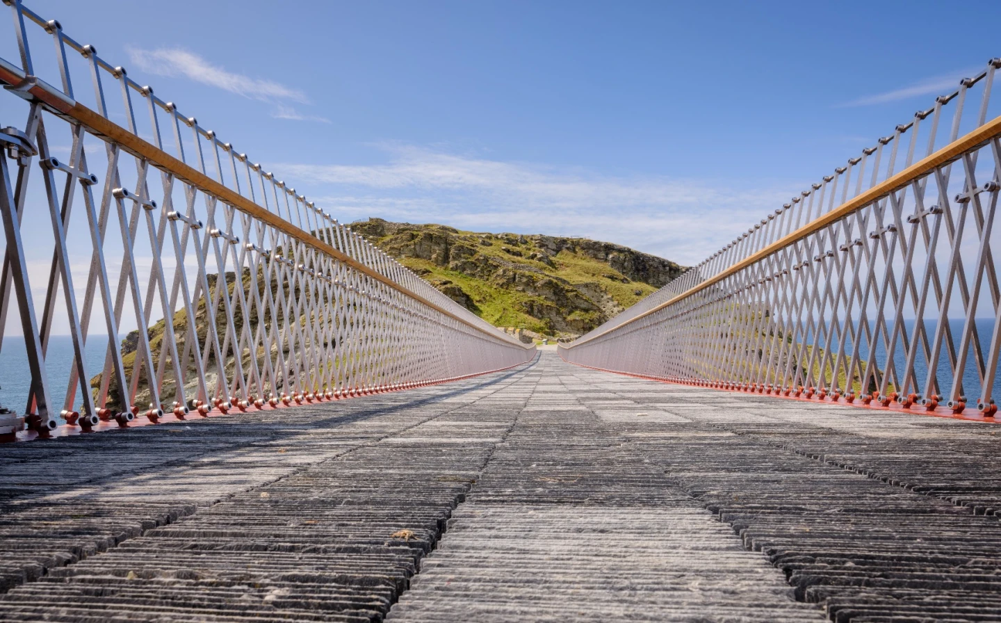 A total of 40,000 hand-cut locally-sourced slate tiles were used to construct Tintagel Castle footbridge