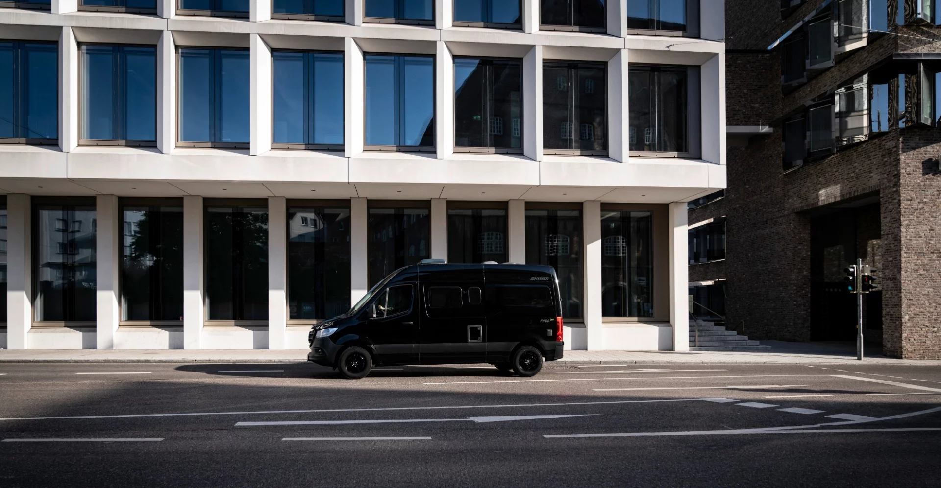 The Free S 600 combines Hymer versatility with some of the most advanced van tech out there