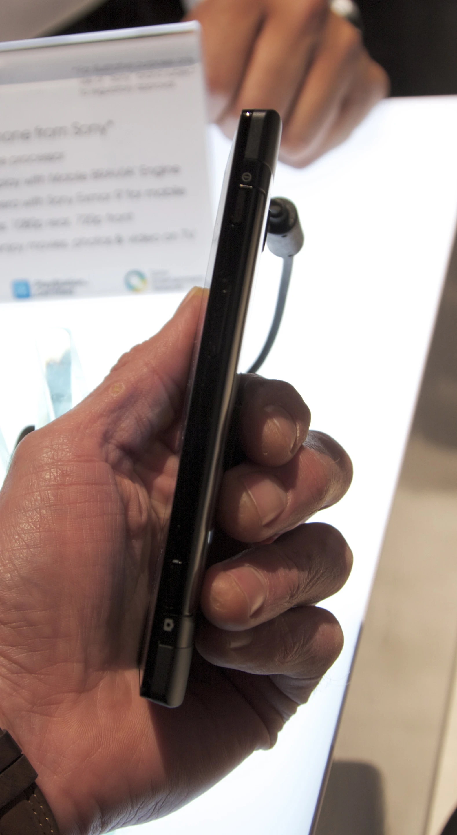 Sony's Xperia ion can capture HD video with both front and rear cameras