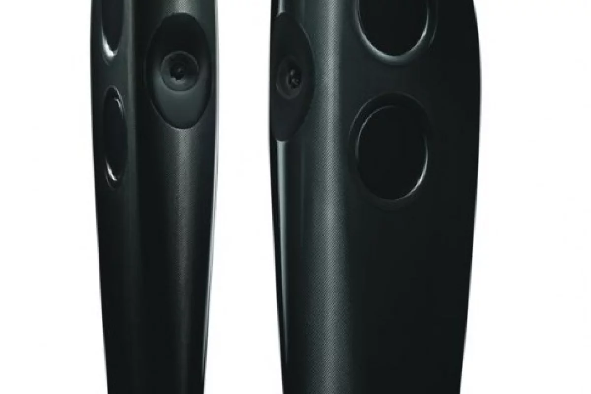 KEF Concept Blade loudspeaker is made from a carbon-fiber, balsa-wood composite found in ultra-high performance cars