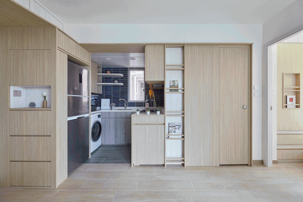 Hong Kong-based architectural studio Sim-Plex brings the buzz of Japanese dining to the center of its latest micro apartment