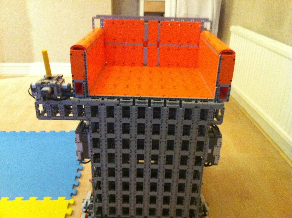 The LEGO Wheelchair version 0.8