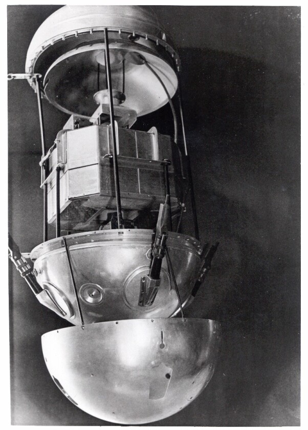 Sputnik 1 exploded view