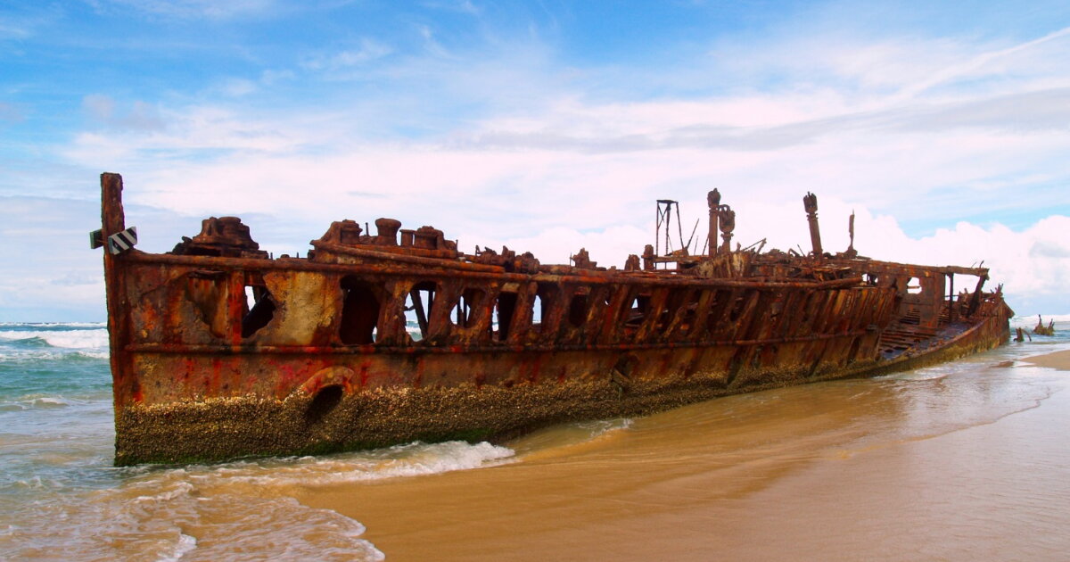 Salt Rust Engine Bay Salt water flowing over thin layers of rust generates electricity