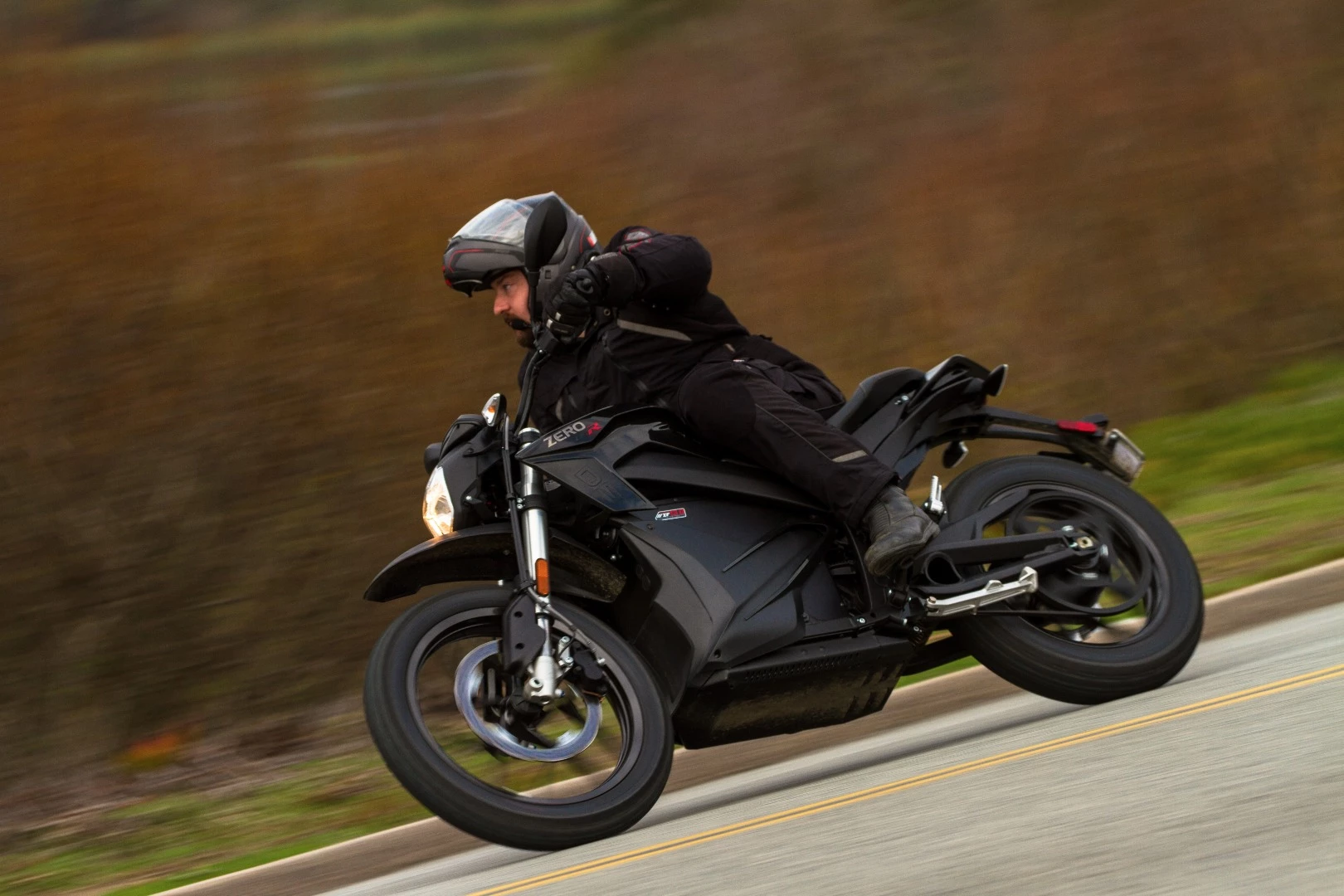 Zero Motorcycles 2016 DSR: range is further increased thanks to a new Z-Force motor that creates less heat and delivers higher efficiency