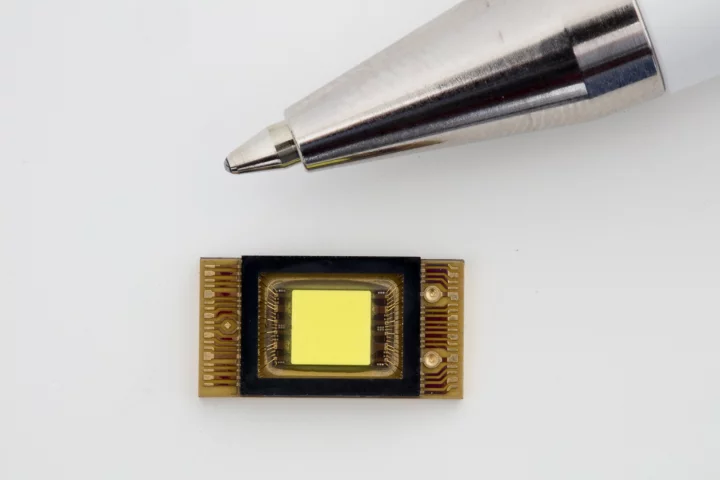 The LED smart pixel is tiny, but sports 1,024 individual, controllable pixels