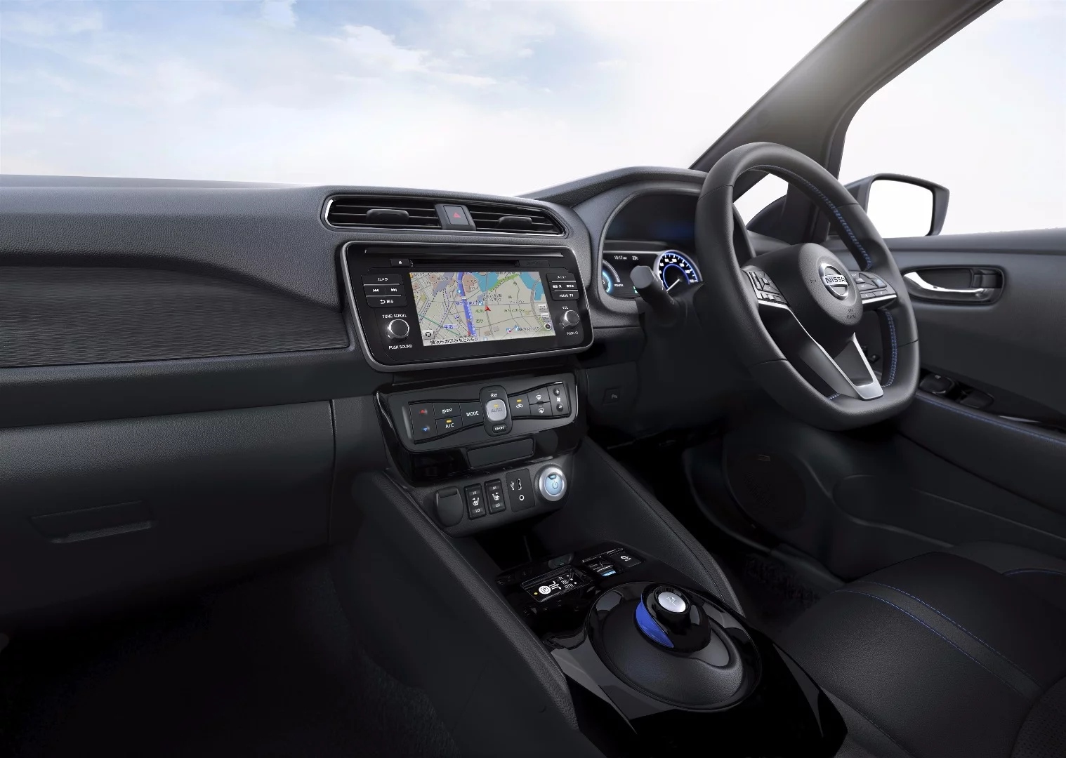 CarPlay and Android Auto will be available in the new Nissan Leaf
