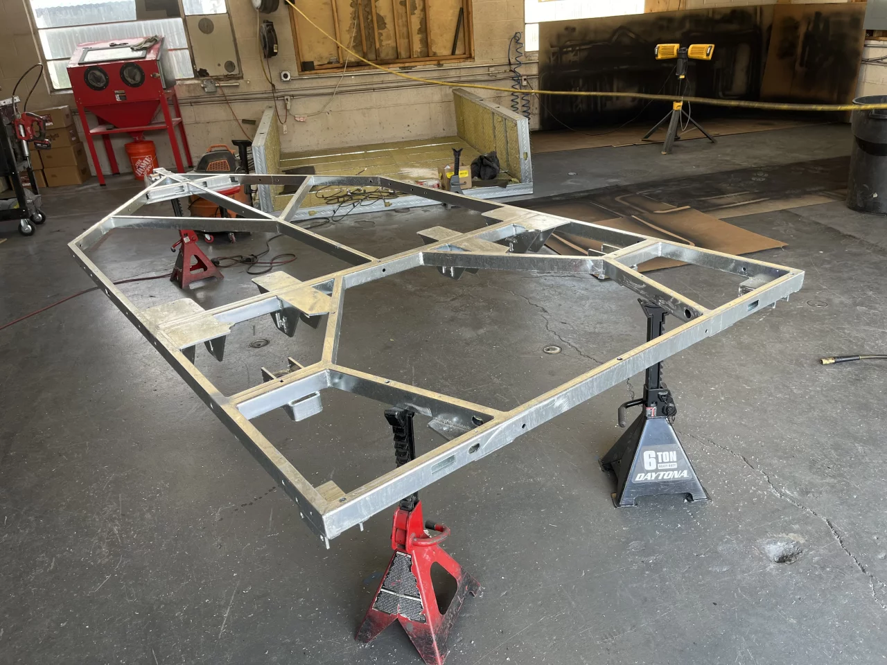 The steel frame has been thinned out since the original Topo days, something that might seem disconcerting to those used to ultra-beefy steel beams in boxed ladder formation. Escapod explains that the rugged weight-bearing structure of the monocoque body allows for a sleeker chassis, which has in turn saved on total weight. It replaces the 2x2-in steel square tubes with 2x1-in tubes and uses a rather unique beam structure meant to provide a precise mix of high strength, low weight