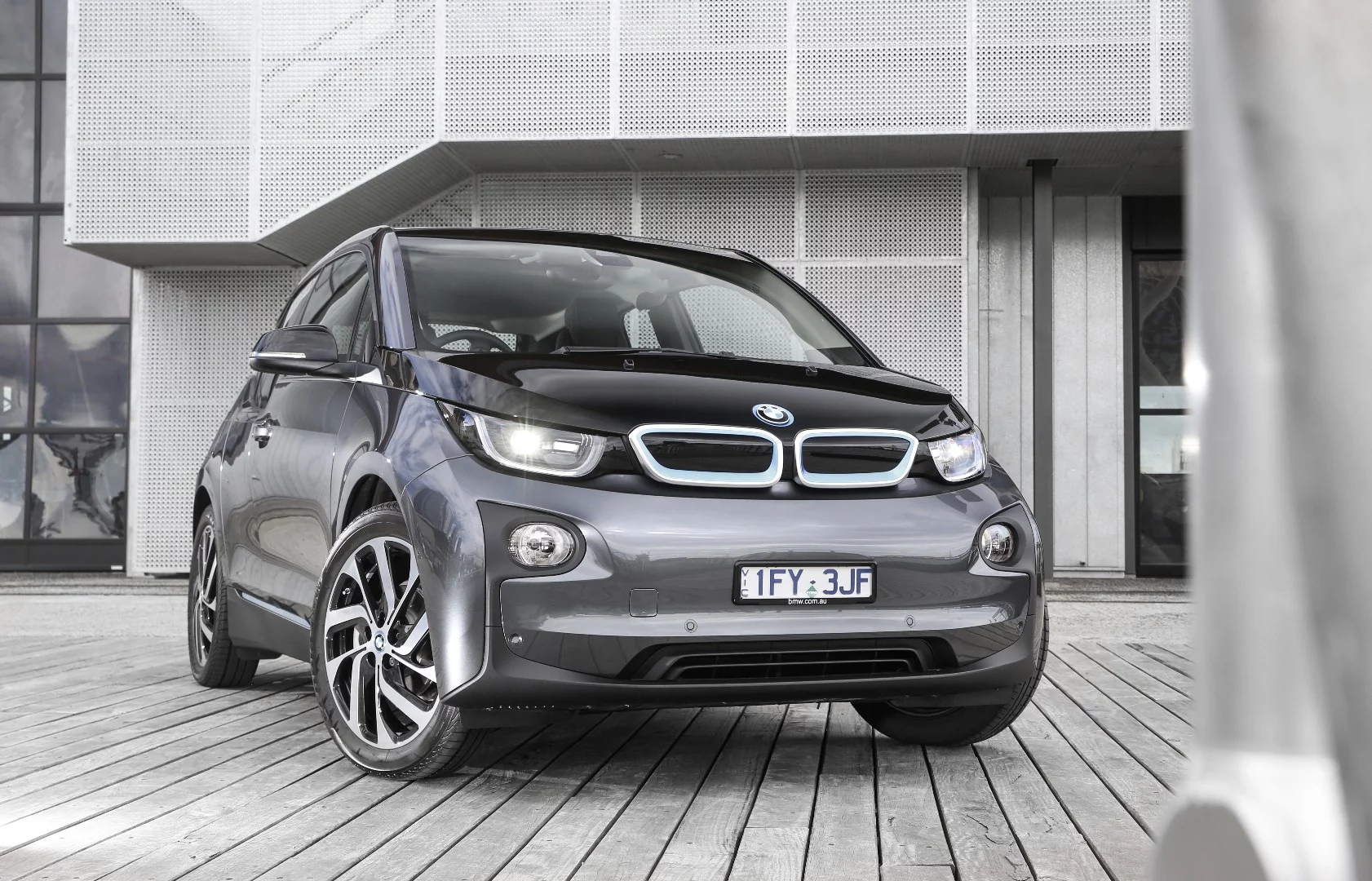 The new BMW i3 looks the same - the upgrade is all about range