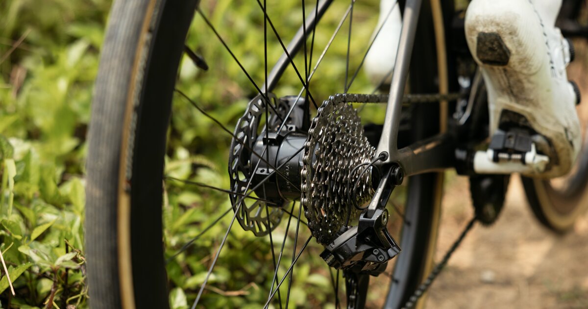 Lightweight ebike conversion kit electrifies your bike