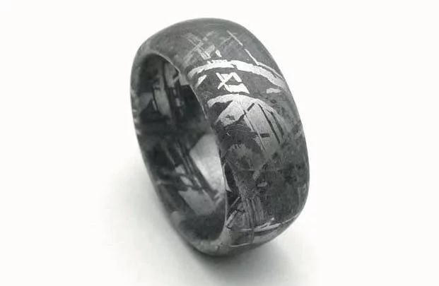 The Meteorite ring