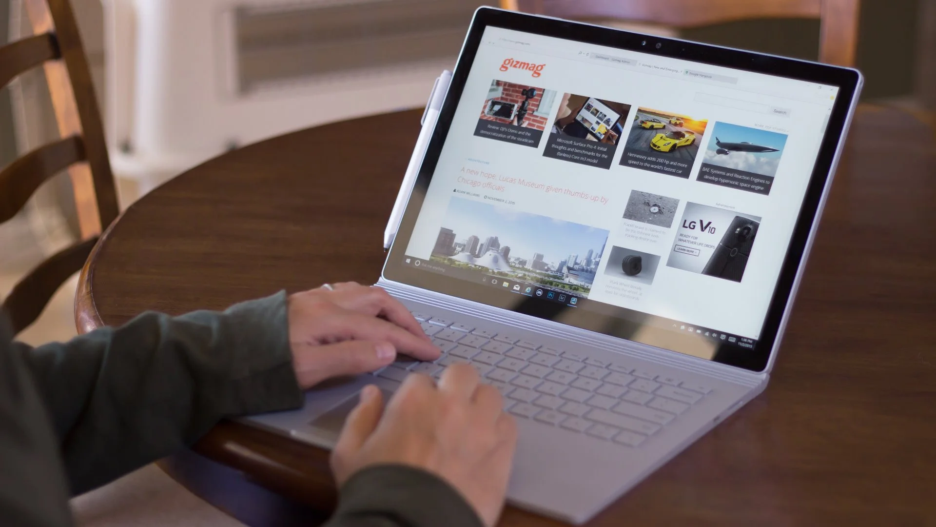Gizmag reviews Microsoft's outstanding (first) laptop, the Surface Book