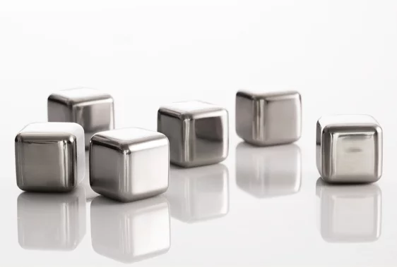 Each set contains six cubes