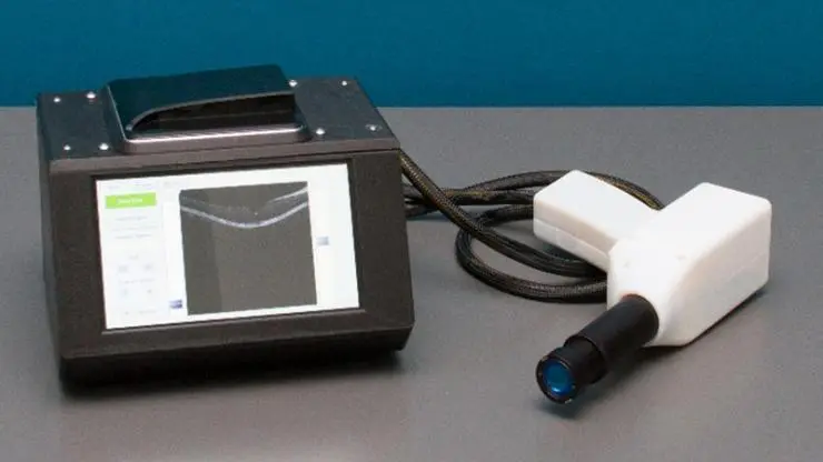The portable system consists of two largely 3D-printed units: the actual scanning device, and the touchscreen display module