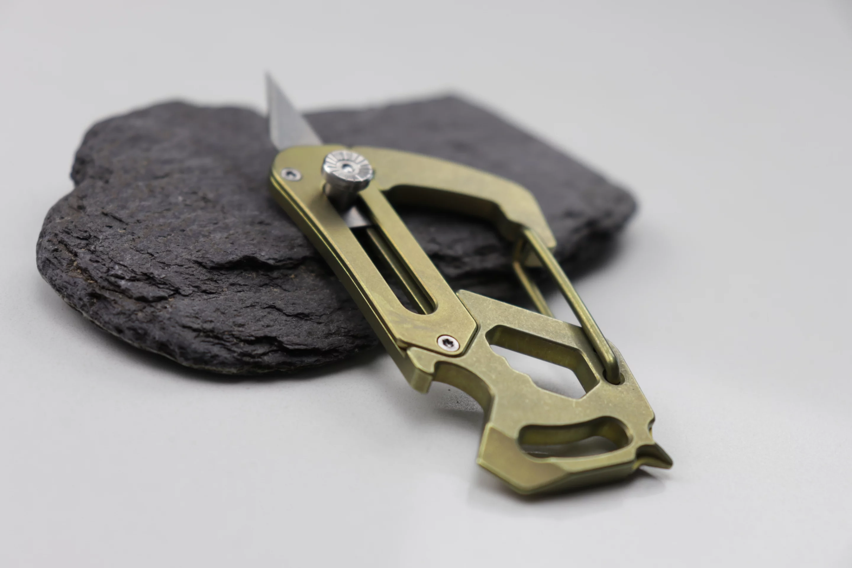 The Mul.Ti.Biner 2.0 in gold