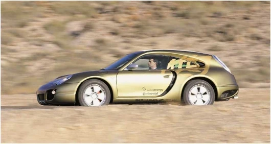 The Porsche-based Bedouin at speed